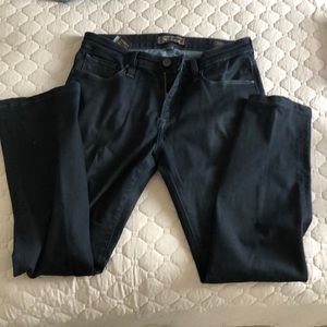 BOGO ☺️ NWOT dark wash jeans